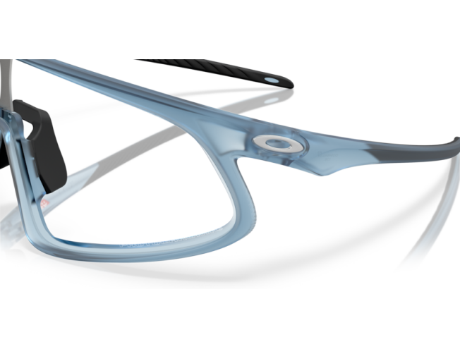 OAKLEY RSLV Matte Transparent Stonewash Photochromic