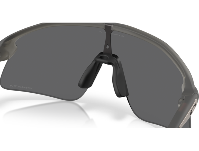 Päikeseprillid Oakley Stunt Devil Grey Smoke Prizm Black