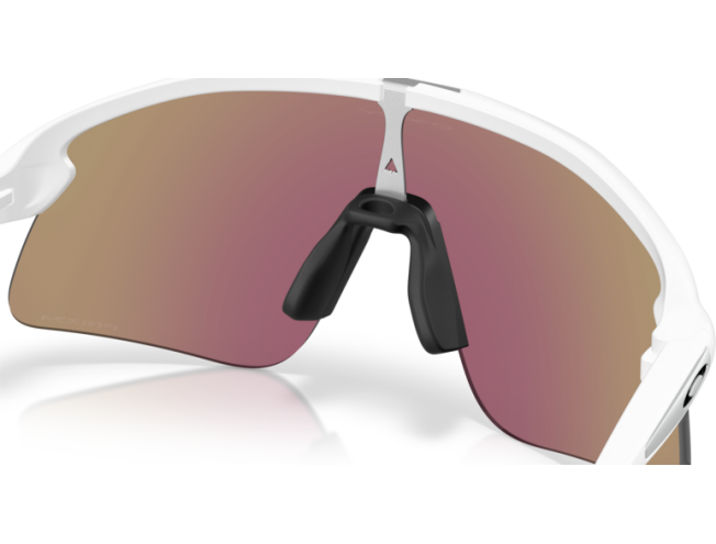 Päikeseprillid Oakley Stunt Devil S Matte White Prizm Sapphire